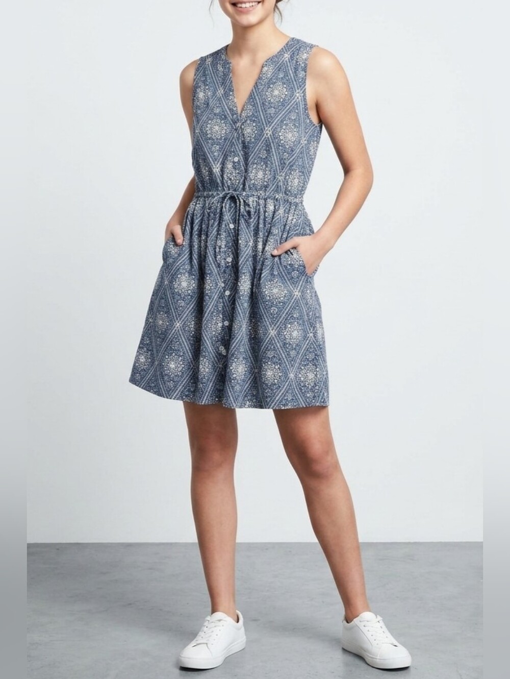 GAP Navy and White Sleeveless Printed Drawstring With Pockets in The Sides Dress